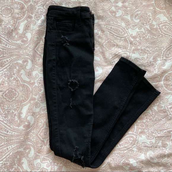 Hollister Women’s Black High-Rise Skinny Jeans - Picture 2 of 4